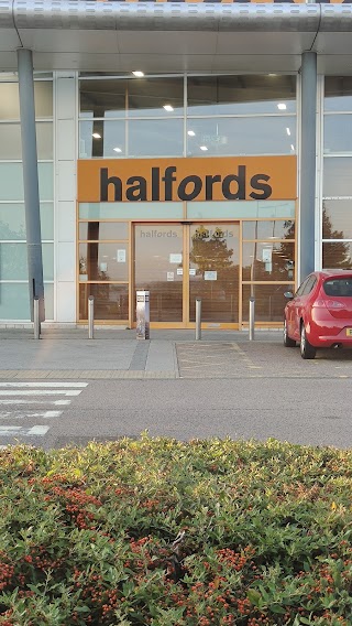 Halfords - Lakeside (Grays)