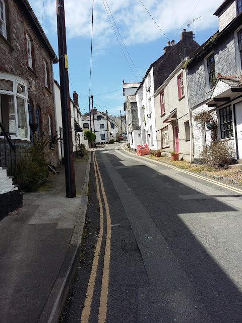 Londis West Looe Stores