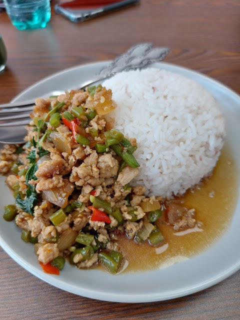 Somjuk Thai Cafe