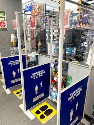 Screwfix Chippenham