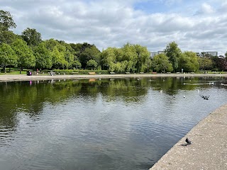 Victoria Park Pond