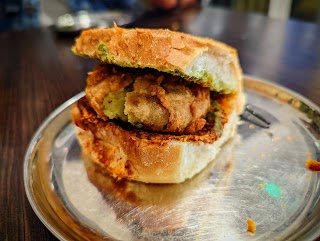 Amols Vada Pav