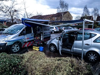 Andy Windscreens Car Glass Service Windscreen Replacement London