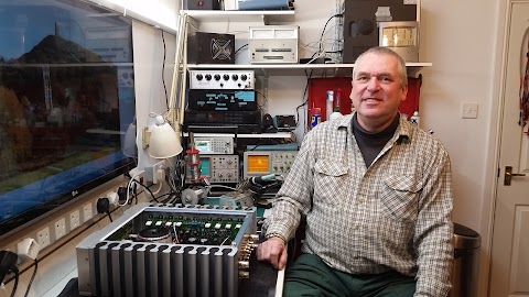 Ian Davies Electronics Services Audio Repair Specialist