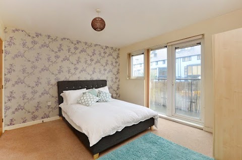 The Wharf, Apartments for Rent in Droylsden