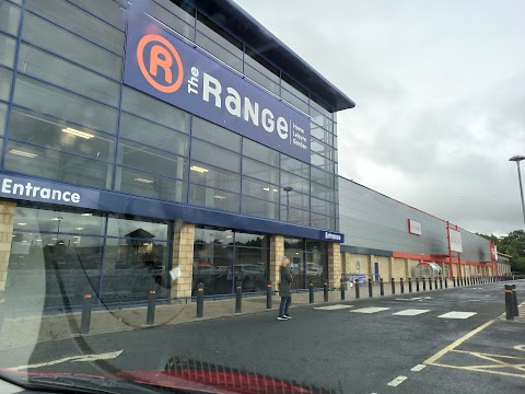 The Range, Livingston