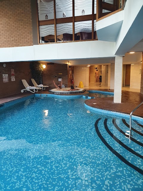 Arden Hotel & Leisure Club