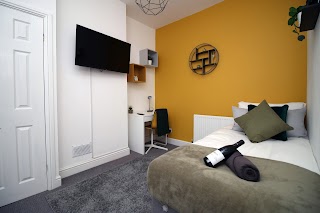 Taff Towers Serviced Accommodation and Short Lets By DYZYN Living