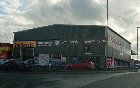 Halfords Autocentre Rochdale