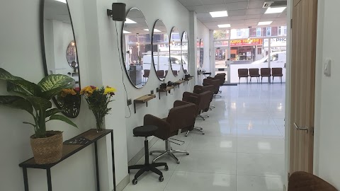 M hair and beauty