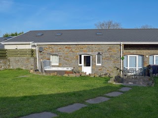 Glanmwrg Barn