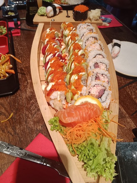 Musashi Sandyford Noodles & Sushi Bar