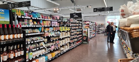 M&S Foodhall