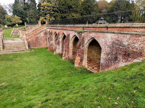 Staunton Country Park