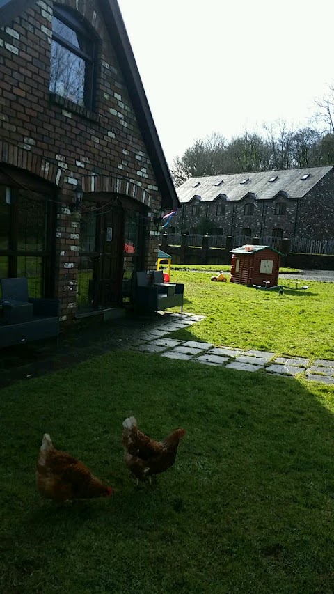 Duffryn Farm Cottages