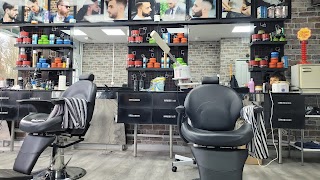 Turkish trims barber