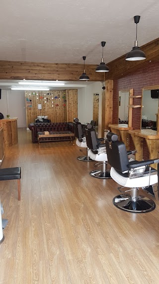 ROYAL BARBER MCR