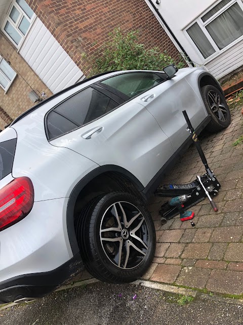 Quick Change Mobile Tyre Mill London