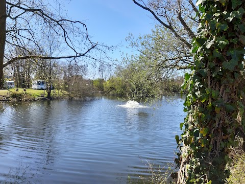 utopia paradise caravan park