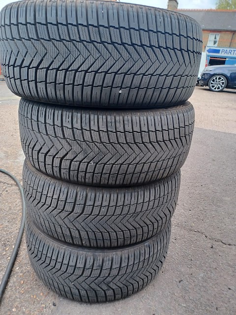 Grays Tyre Services