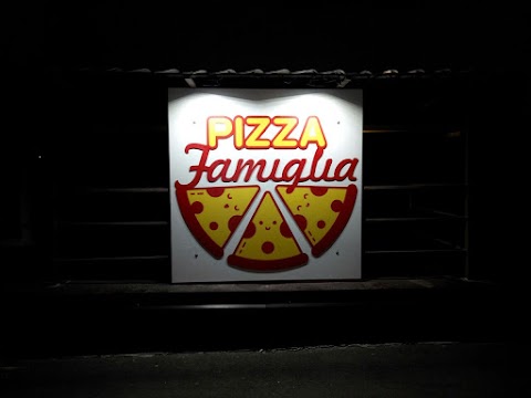 Pizza Famiglia