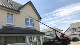 Premier Reach & Clean Window Cleaning