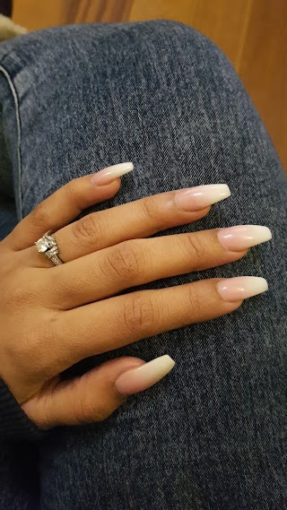 Fashion Nails