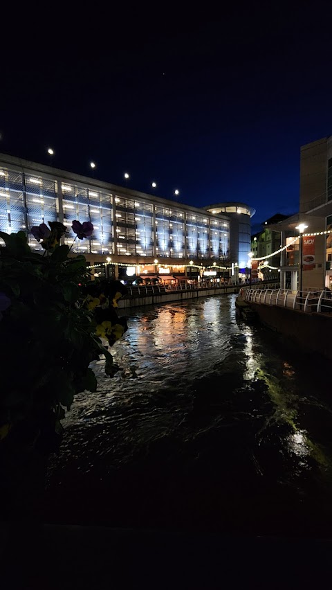 Riverside View (Reading Riverside)