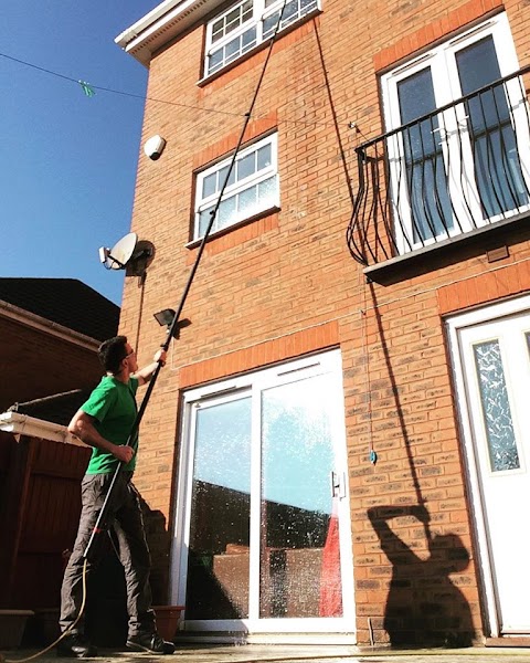 Reach Window and Gutter Cleaning