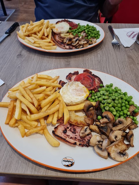 Poppins Restaurant & Cafe - Southampton