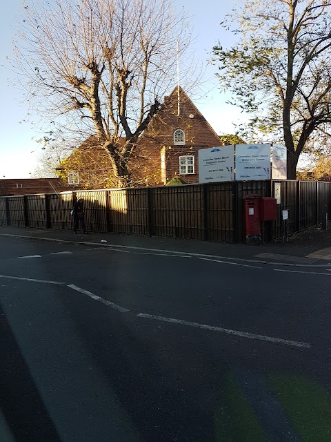 Lavender Steers Mead Children's Centre