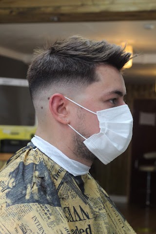 ROYAL BARBER MCR