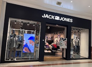 JACK & JONES