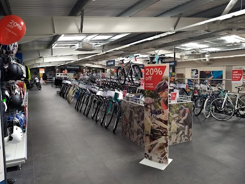 Halfords - Warrington