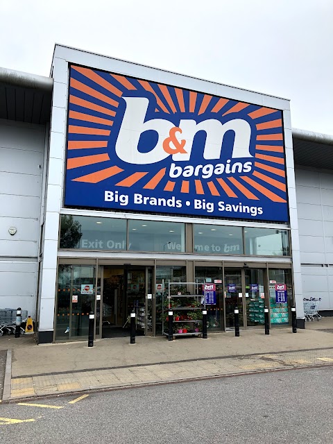 B&M Store