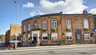 Essex Arms