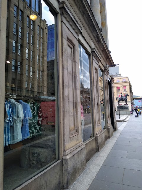 Reiss Glasgow Exchange