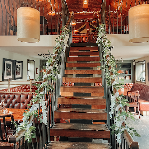 The Chester Fields Country Pub, Restaurant & Wedding Venue