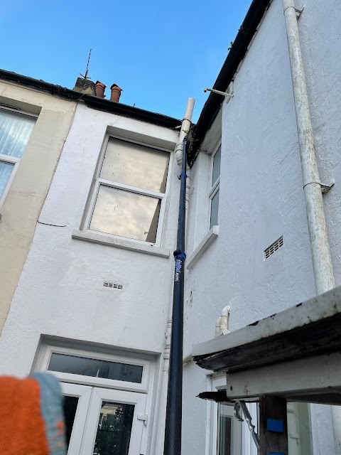 Shark - gutter and window cleaning - Hove