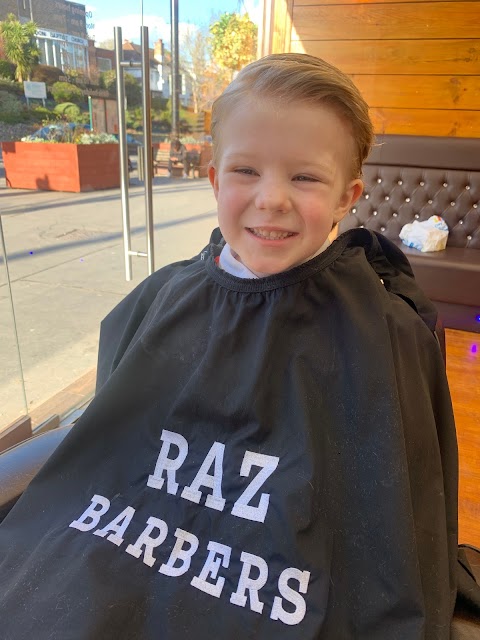 RAZ BARBERS SELESDON