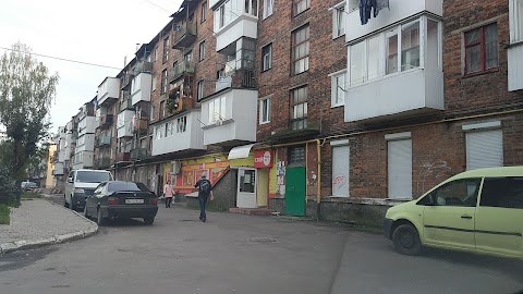 СВІЙ МАРКЕТ