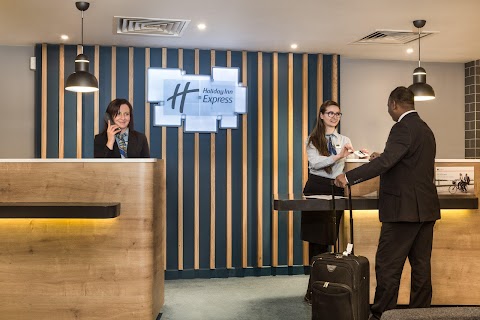 Holiday Inn Express London - Watford Junction, an IHG Hotel