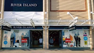 River Island