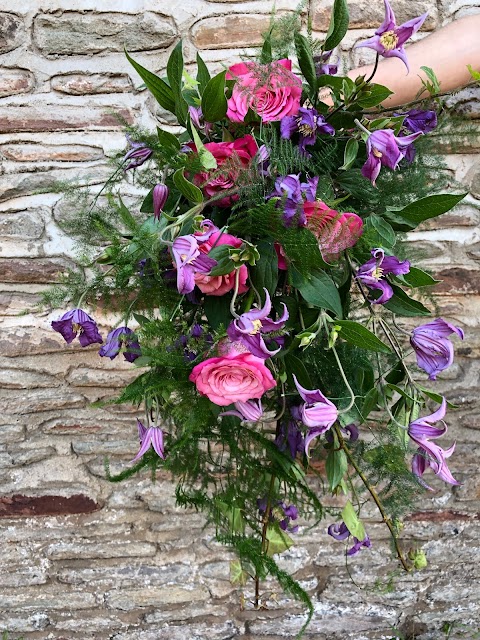 Teazle and Bear Floral Design