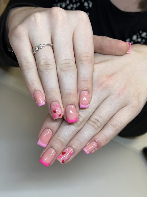 Glitz&GlamNailBar