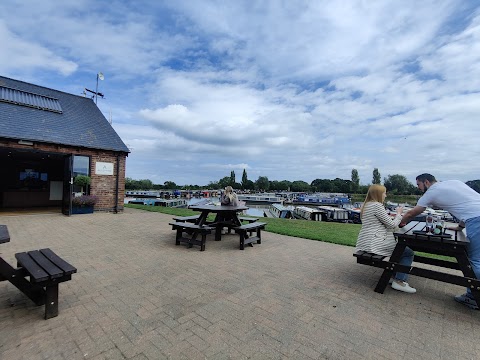 The Galley Cafe at Aqueduct Marina