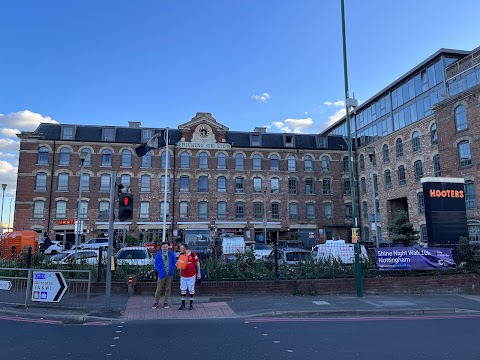 Hooters Restaurant of Nottingham