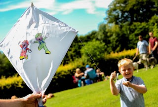 Go Fly Your Kite - Kite Workshops UK Ireland Europe