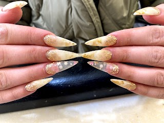 Nail Bar