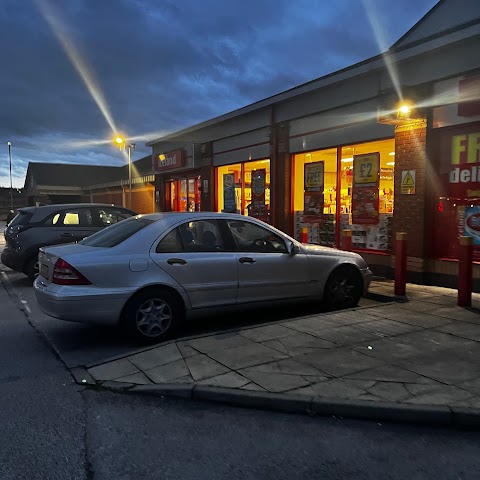 Iceland Supermarket Leeds